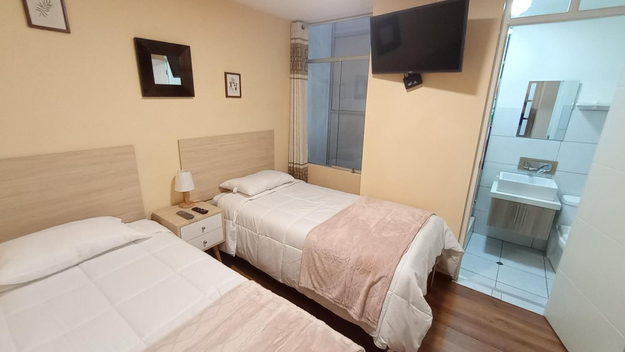 Mada Guest House Puno "Hospedaje" Dış mekan fotoğraf